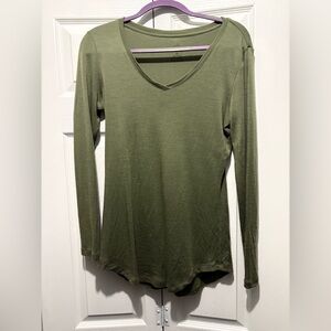 Woolx Eva Olive Green Long sleeve V-neck Tunic Top